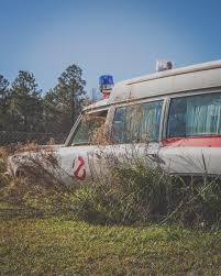 A Retired Ecto 1 Oc 1500x2500 Abandoned Cars Bus Interior Cars Movie