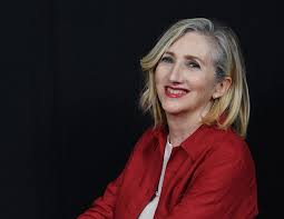 Lunetta savino tra comicità e tragedia al teatro radar in 'non farmi perdere tempo'. Intervista Lunetta Savino Quellavoltache Dissi Grazie E Come Se Avessi Accettato Domanipress