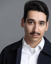 New headshots guys 🥰 📸: @kylebondesonphotography