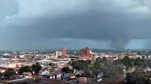 Severe hail storm approaching the plains