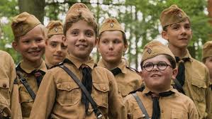 La participación en jojo rabbit le valió a yates una nominacion a los critics' choice awards en la categoría de mejor joven actor, pero perdió ante su compañero de reparto, también en la imagen. Jojo Rabbit A Nazi Comedy With Real Heart South Wales Life