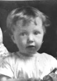 Phyllis Nelson (1915-1919)