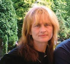 Maxine Riley's Instagram, Twitter & Facebook