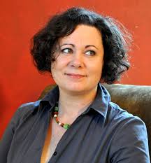 Who's Who: Ami McKay: On The WRITE Track!