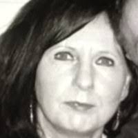 Lorraine Barlow's Instagram, Twitter & Facebook