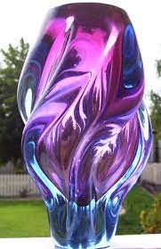 Read More About The Amazing Glass Working Technique Https Www Brhandsfoundation Com Events Glass Art Sculpture Blown Glass Art Art Glass Vase