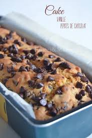 Tout En Simplicite Cake A La Vanille Et Aux Pepites De Chocolat Recette Cake Sucre Pepite Chocolat Cake Moelleux