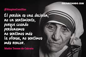 O que eu faço, é uma gota no meio de um oceano. Simples Comillas Frases Y Literatura On Twitter Mother Teresa Quotes Saint Quotes Catholic Catholic Quotes