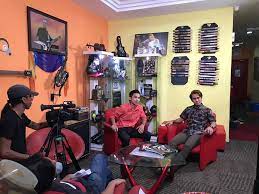Red energy ventures sdn bhd. Kisahselebriti 13 Eps X 30minit Rtm Aar Global Ventures Sdn Bhd Facebook
