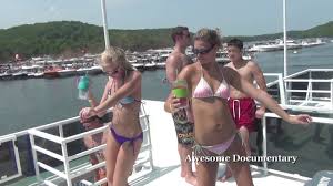 Why is the price tag still on your hat? Party Cove Lake Of The Ozarks The Gauntlet Youtube