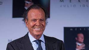 A Julio Iglesias le sale un hijo secreto: un valenciano de 40 años |  Vozpópuli