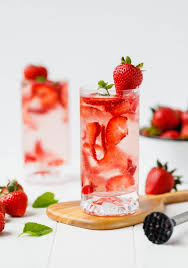 Pour the cream on the back of a spoon to get the layering right. Sugar Free Strawberry Smash Cocktail Cooking Lsl