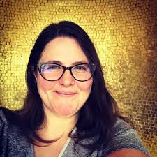 Lisa Findley, Editor in London, UK