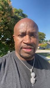 To my fans across the world — Merry Christmas 🎄 and blessings of peace,  love, and guidance as we move into a new year. This holy season reminds us  to be grateful,