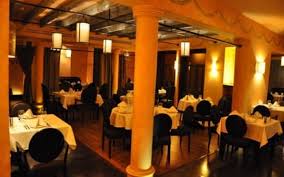 أفخم 5 مطاعم الرياض للمناسبات والعزائم مع العناوين وأرقام الهواتف والمنيو وكل التفاصيل مدينة الرياض