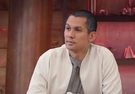 Masterchef is a competitive cooking show television format created by franc roddam, which originated with the uk version in july 1990. Ppsfkb6ualu Xm