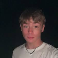 Team Iron man vs team Allen The Alien