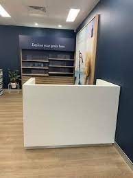 We have warehousing in melbourne, brisbane and sydney which means fast delivery to the gold coast metro area. Reception Desk In Gold Coast Region Qld Desks Gumtree Australia Free Local Classifieds