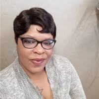 Iris Byers's Instagram, Twitter & Facebook