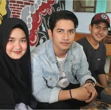 Zikri daulay lebih dulu terlihat bermain dalam sinetron dear nathan the series yang merupakan 4.kegiatan zikri dan sang adik, syakir daulay ternyata juga memiliki keseharian yang berbeda. Daulaysquad Hamimi Daulay Zikri Daulay Fans Syakir Daulay Dan Cathy Fakandy Facebook