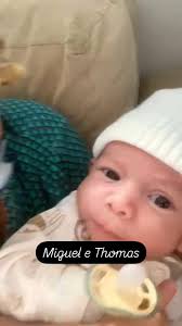 É com o coração transbordando amor que apresento a vocês meus netinhos!  Miguel já é conhecido de vocês, Thomas chegando para abrilhantar nossas  vidas ainda mais! Obrigada, Jesus! , Que o amor ...