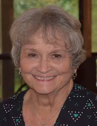 Elsie Hayes's Instagram, Twitter & Facebook