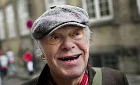 Kim Larsen, var en dansk rockare, legendarisk bl.a. genom Gasolin.