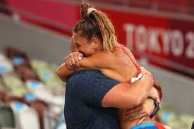 Valarie carolyn allman is an american track and field athlete specializing in the discus throw. Luclq6vohmkzzm