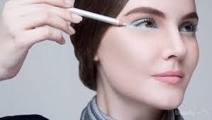 Maybe you would like to learn more about one of these? 6 Cara Memakai Eyeliner Putih Biar Makeup Makin Stand Out