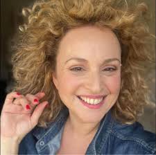 Ania Bukstein אניה בוקשטיין