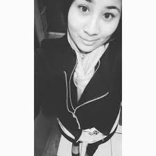 Beth Benitez (@Bethnitez)