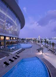 Jumeirah At Etihad Towers Housed In Abu Dhabi S Abu Dhabi Hotels And Resorts Cool Pools
