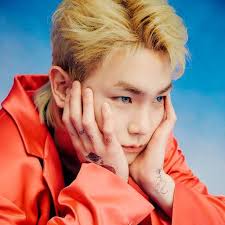 SHINee's Key 김기범 updated his profile picture.