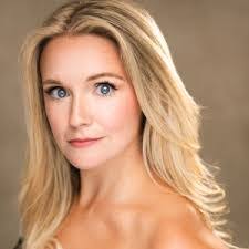 Jayne Weaver's Instagram, Twitter & Facebook