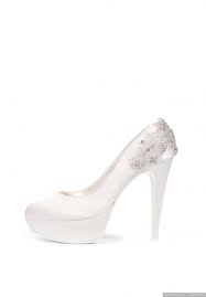 È importante sapere a quali punti prestare attenzione quando si sceglie. Pin Su Scarpe Alte Da Sposa