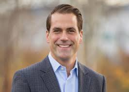 Adam Cornell's Instagram, Twitter & Facebook