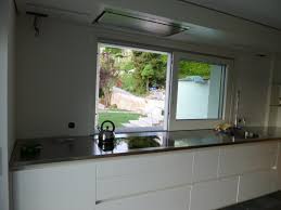 Dann tauchen sie auch auf facebook, instagram oder youtube in die farbenfrohe schock welt ein. Schiebefenster Herd Hauptarbeitsflache Und Spule Vor Dem Fenster Von Nice Nofret Albumtitel Renovation Kuche Kuchen Forum