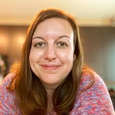 I carry my caviar spoon everywhere 🥄🤤