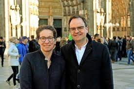 Further contact details of the clerks and consultants can be found on our website. Eltern Der Ermordeten Maria Aus Freiburg Schicksal Unserer Tochter Wurde Instrumentalisiert
