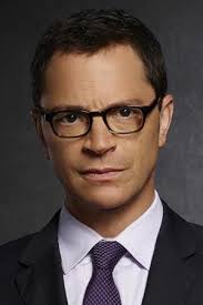 Cast & Crew for Scandal 2x13 "Nobody Likes Babies"