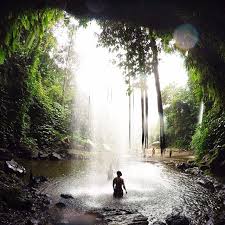 Salah satu air terjun terindah di indonesia. Lokasi Location Air Terjun Benang Kelambu Lombok Ntb Credits To Drondondon Go Check It Out Lombokvellers It Ntb Add Air Terjun Air Indonesia
