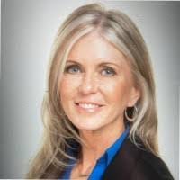 Amanda Schauer's Instagram, Twitter & Facebook