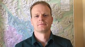 Body of 25-year-old woman recovered from Bow River after solo kayak trip