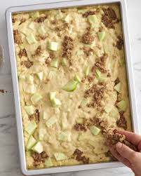 Recipe Apple Yogurt Cake With A Cinnamon Sugar Streak Recipe Yogurt Cake Recipes Apple Coffee Cakes