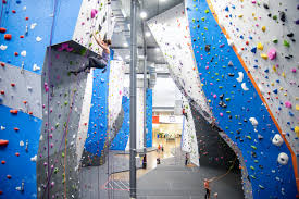 The excalibur climbing wall is the tallest freestanding climbing tower in the world. Wall Rock Climbing Gym Novocom Top