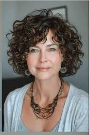 Patti Ellsworth's Instagram, Twitter & Facebook