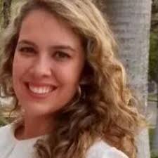 Giulia OLIVEIRA SANTOS MEDEIROS