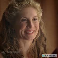 Take a hint! 💋 #julietburke #lost #lostabc #losttvshow #julietlost