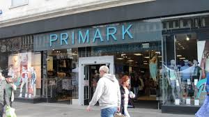 Potvrzeno bylo rovněž otevření prvního obchodu na slovensku a v roce 2022 v brně (více o primark brno). Smejd Nebo Nakup Za Rozumnou Cenu Primark Miri Do Ceska Ceka Nas Fenomen Zapomenutych Muzu G Cz