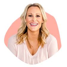 Emma Isaacs - CEO of Business Chicks & Author of Winging It - The Kara  Goldin Show